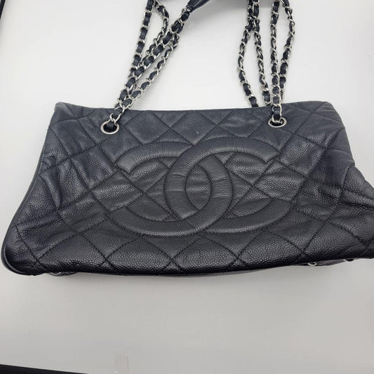 CHANEL Black Leather Handbag #QYDJNL