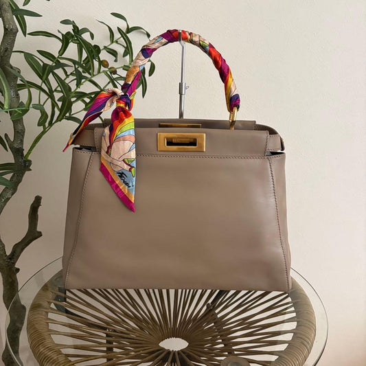 FENDI Peekaboo Medium Greige Taupe Calfskin Gold Hw #QYBDG5