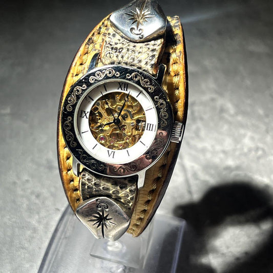 SAAD Model, Wrapped, Open Back Leather Belt Bracelet, Indian Style #QYD3G4