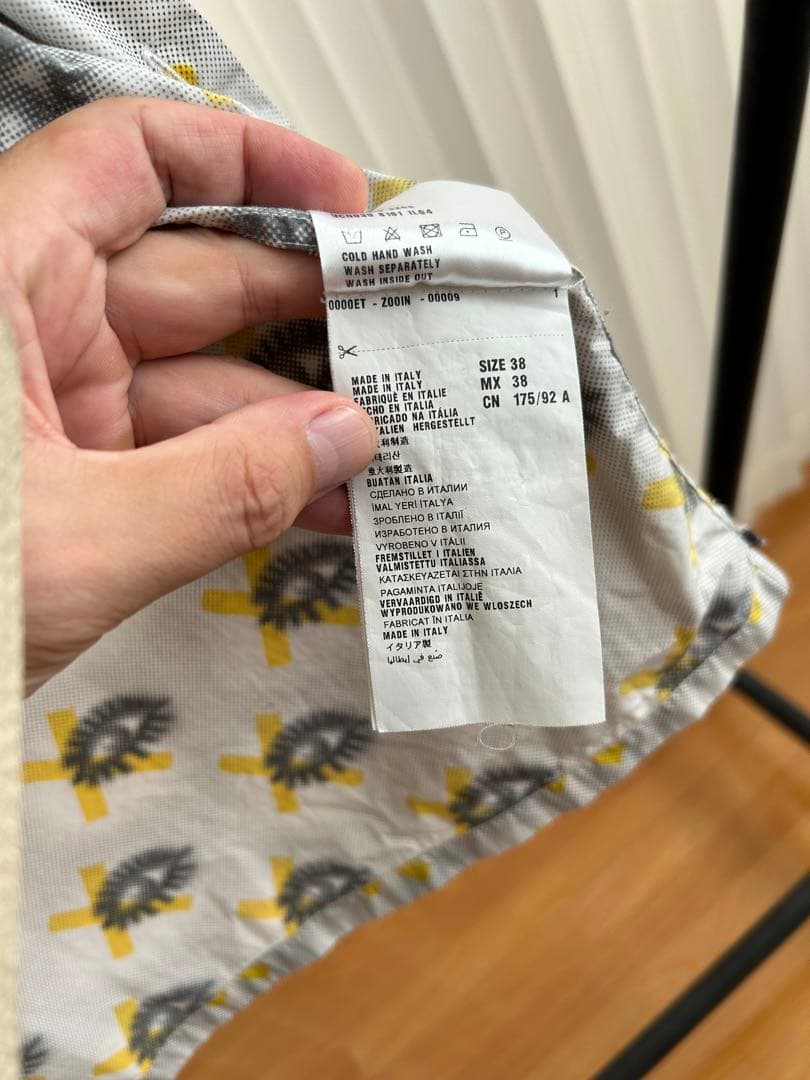 PRADA Prada shirt, all-over print, size 38, purchased directly from the #PG12VK