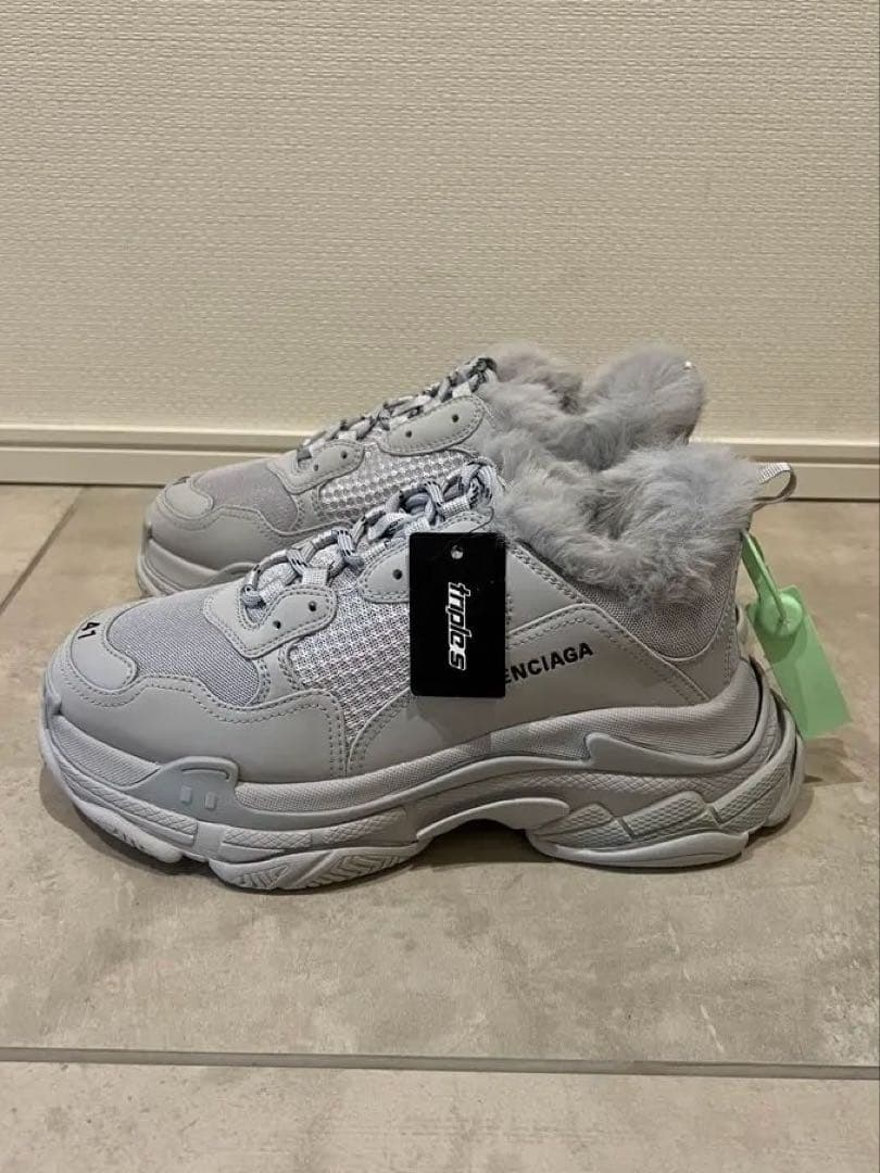 BALENCIAGA Triple S 41 Grey Balenciaga Sneakers #QYI0TK
