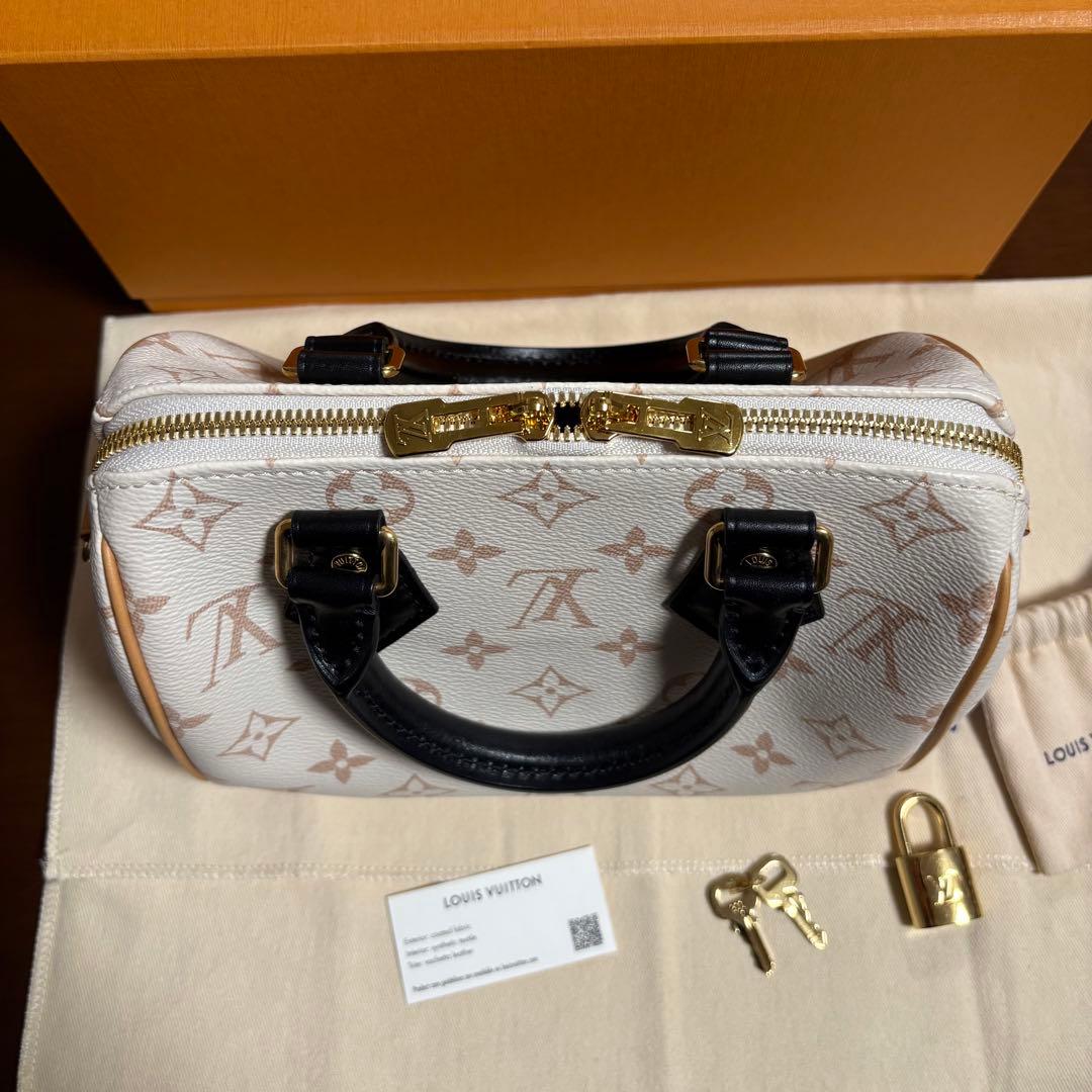 LOUIS VUITTON Monogram d'une Speedy Bandouliere 20 #QY0GBJ