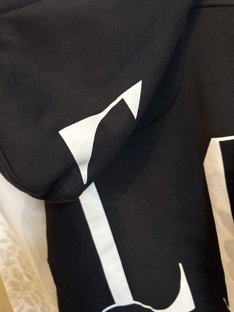 VALENTINO Black Back Logo Print Hoodie, Size Small #QYFGAM