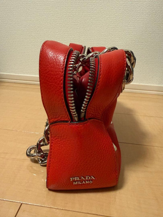 PRADA Red Handbag #QY85CS
