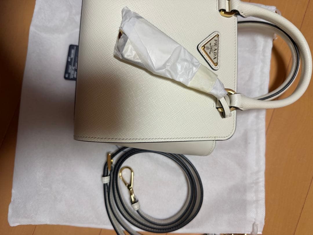 PRADA White Leather Tote Handbag Unused Gift w/Dust Bag Authentic #QY4IJU