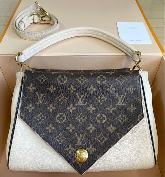 Louis Vuitton Double V Handbag Monogram #QYLABF