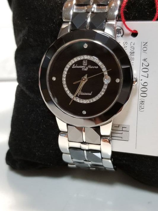 Top material: Sapphire, ceramic, and diamond with certificate of authent #PFGJ4C