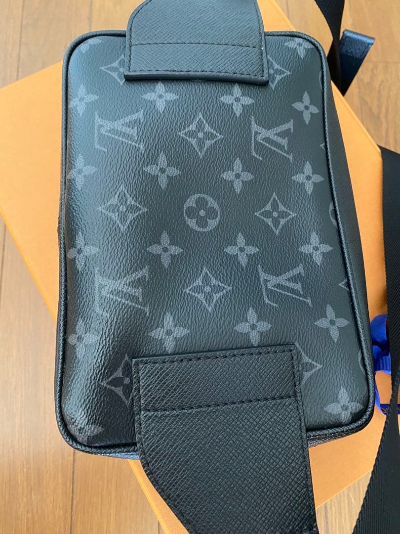 LOUIS VUITTON Black Shoulder Bag Canvas #QYCNO3