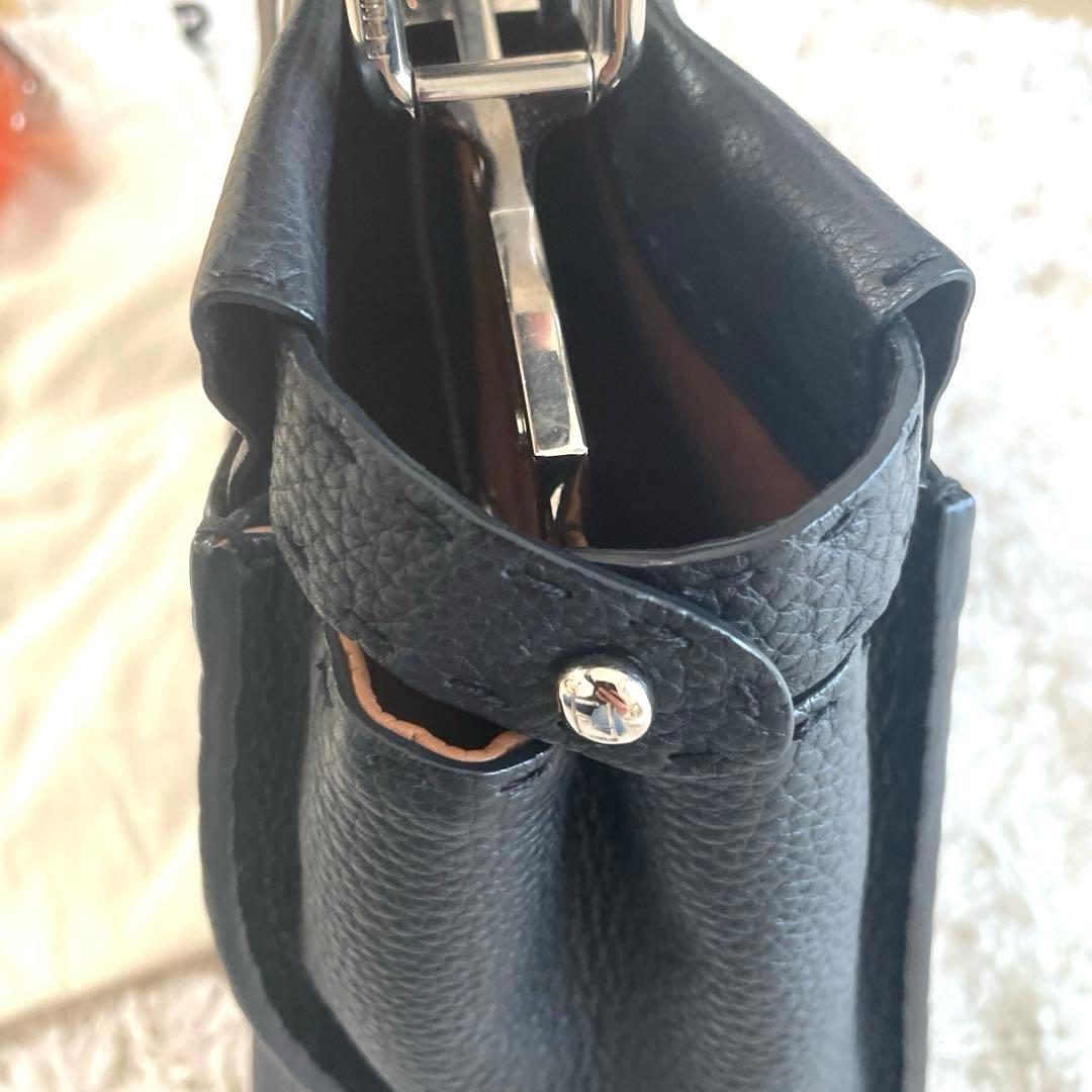 FENDI Peekaboo Stitch Bag in Black #QYB69Q