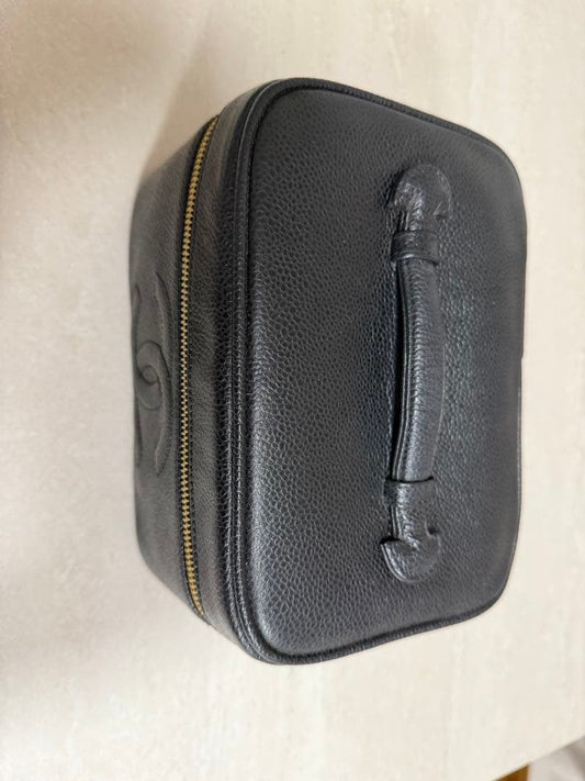 CHANEL Black Vanity Bag Women #QY60GG