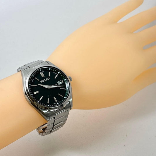 SEIKO Men's Watch with Accessories, Green Dial, Solar Powered, Radio Con #QYJXV5