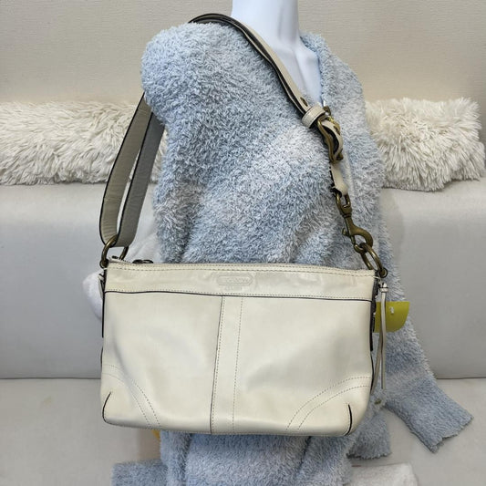 COACH Old Coach Shoulder Bag, White Leather, 10559 #QY9VHY