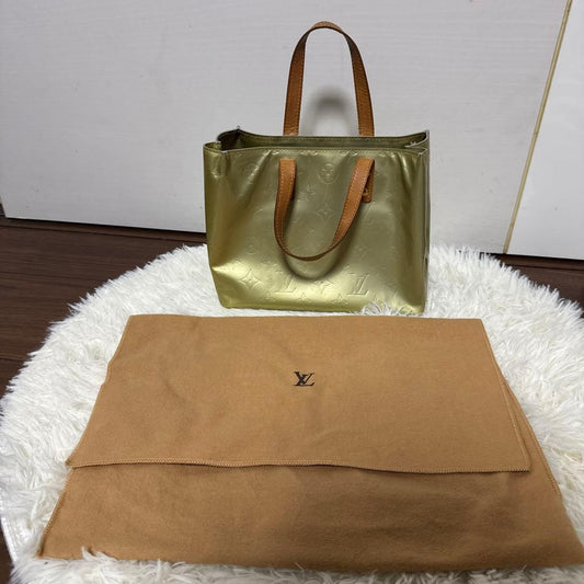 Louis Vuitton Gold Handbag #QYH6NH