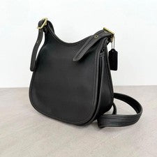 COACH Old Coach shoulder bag with gold hardware, black., Genuine Leather #QY90SF