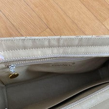 CHANEL Beige Quilted Leather Classic Handbag 30yr Old #QYFH9T