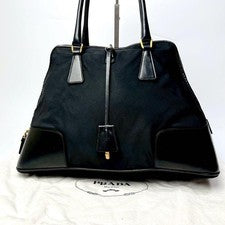 In recent years, Prada triangular logo handbags have been available in n #QY42UF