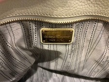 FERRAGAMO White Leather Tote Bag with Zip Pocket A4 #QYHDQT