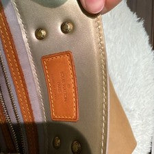 LOUIS VUITTON Gold Handbag #QYH6NH