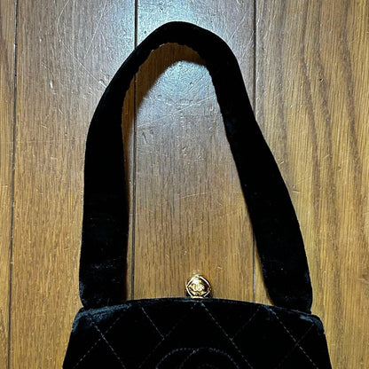 CHANEL Black Velvet Quilted Handbag Embroidered Logo No.3486632 W16.5cm #QY9NXK
