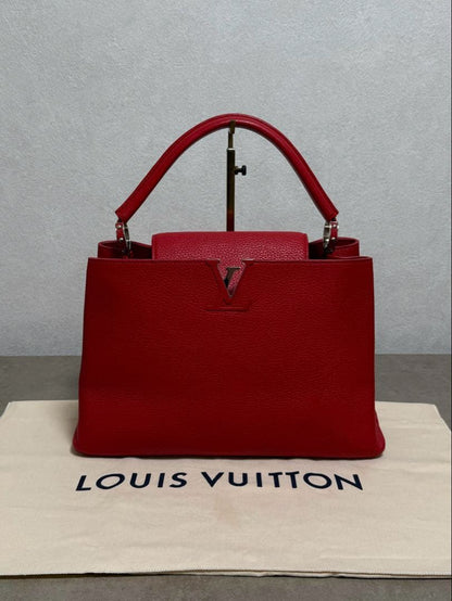 LOUIS VUITTON Capucines MM Coquelicot Red Leather Bag #QY7AOH