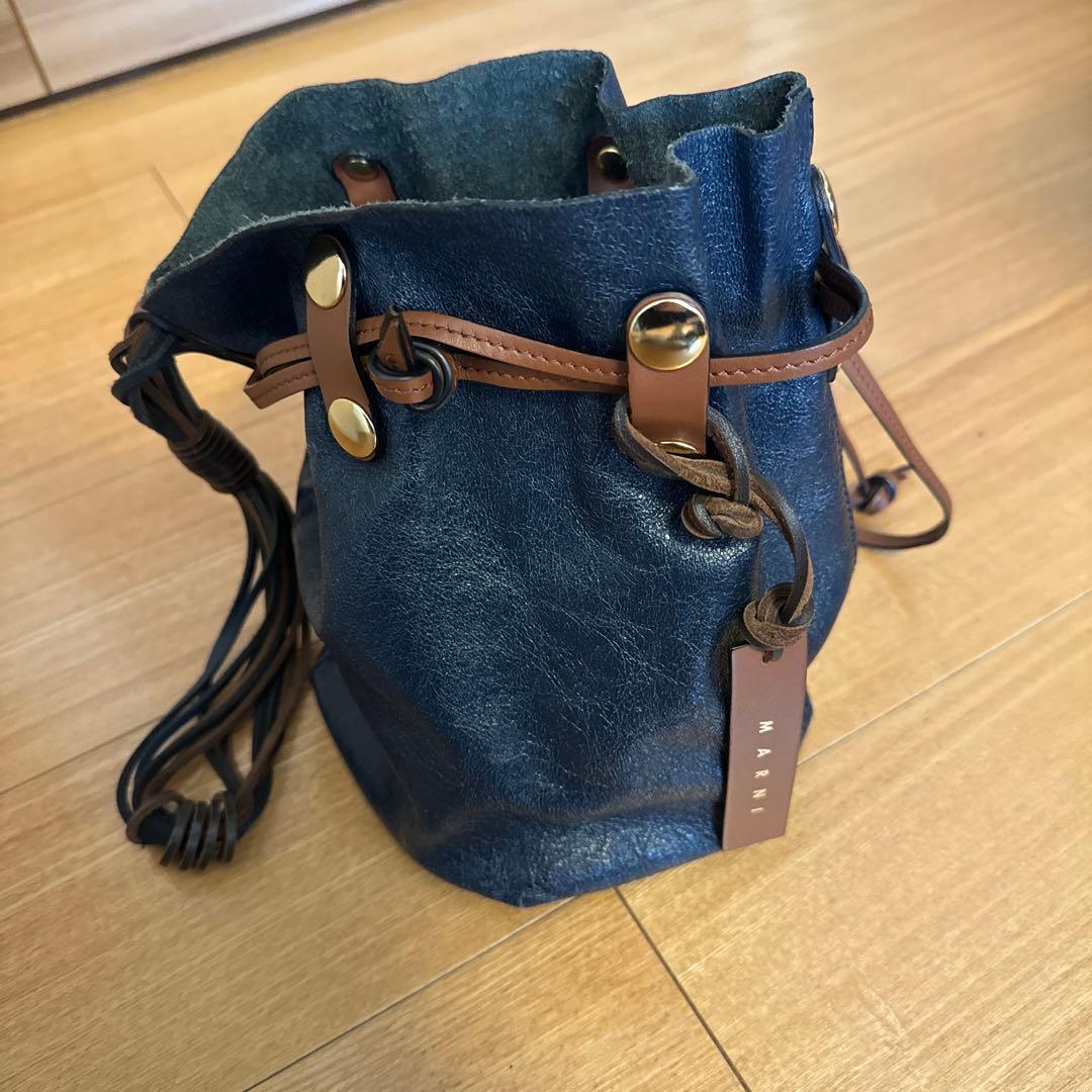 MARNI Navy Leather Drawstring Bag #QY1QSW