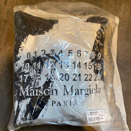 20AW Maison Margiela Calendar Number Logo Painted Hoodie in Black #QYC9EG