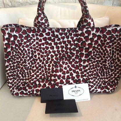 PRADA Canapa Red #QYGIRM