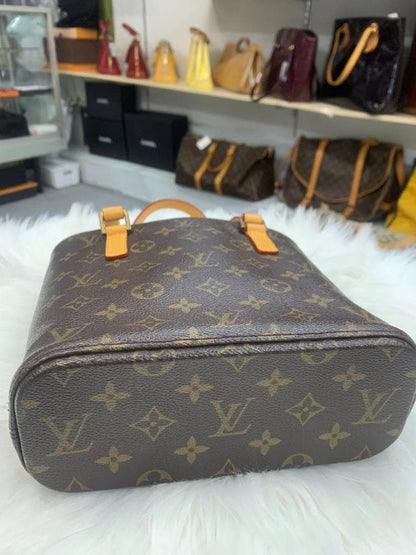 LOUIS VUITTON Monogram Handbag #QY1S1N