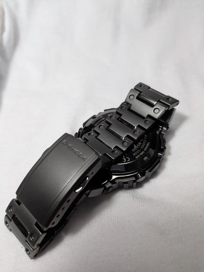 Includes extra links. GMW-B5000MB-1JF Full Metal. Made in Japan. #QYAJ8A