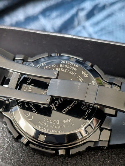 Includes extra links. GMW-B5000MB-1JF Full Metal. Made in Japan. #QYAJ8A