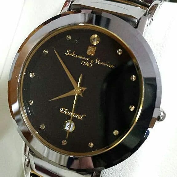 Model with superior brilliance, premium materials, and diamond appraisal #QY7QWR