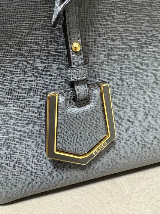 FENDI Tujours Leather Handbag Gray Italy Purchased Before COVID Near Min #QY0GZY