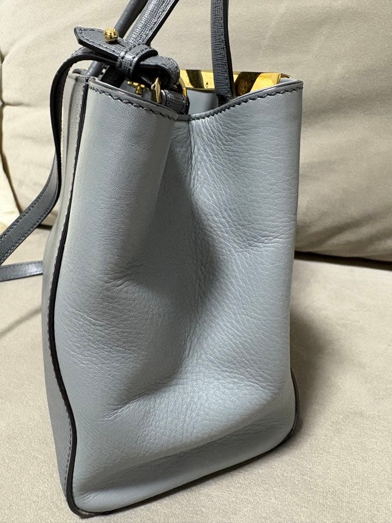 FENDI Tujours Leather Handbag Gray Italy Purchased Before COVID Near Min #QY0GZY