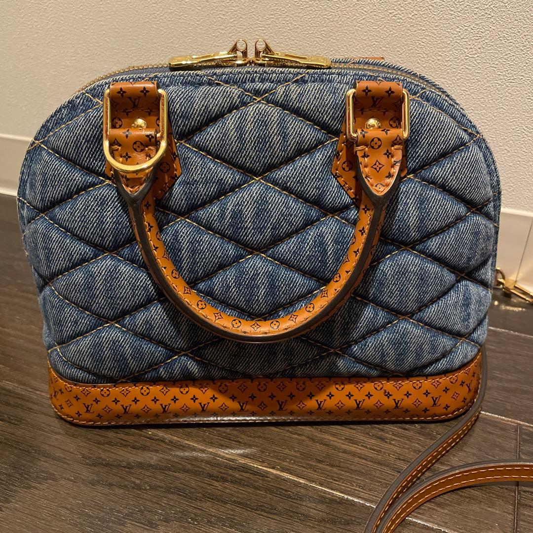 LOUIS VUITTON Alma BB Navy Vernis Rare Strap Mint #QY1PSO