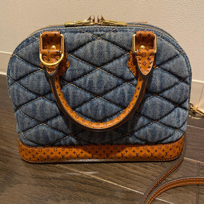 LOUIS VUITTON Alma BB Navy Vernis Rare Strap Mint #QY1PSO