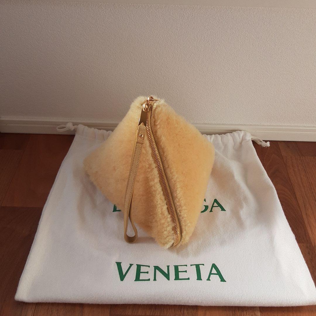 BOTTEGA VENETA Pyramid Shearling Mouton Bag Yellow Calfskin Sheepskin #QY00Y8