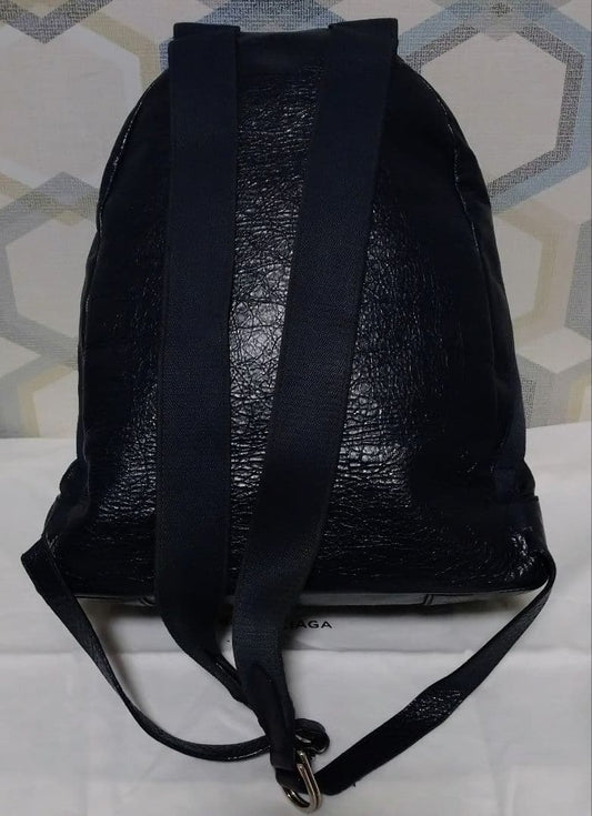BALENCIAGA Backpack in Wrinkled Leather Blue #QYL84Q
