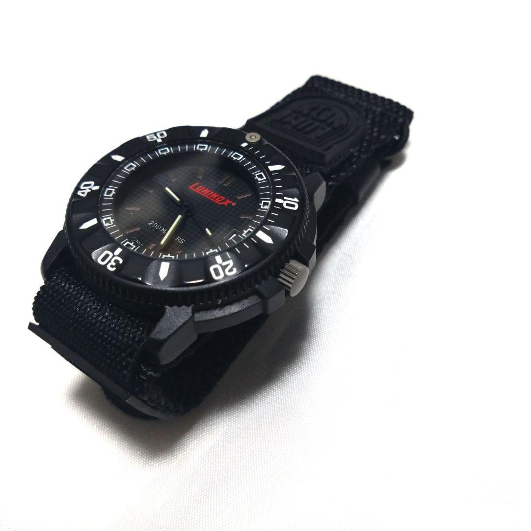 Luminox red logo 1000 pieces #QY0O59