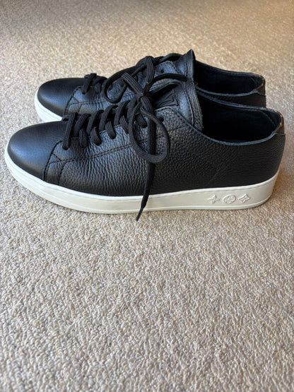 LOUIS VUITTON LV LOUIS VUITTON Resort Line Sneakers #QYBL6P