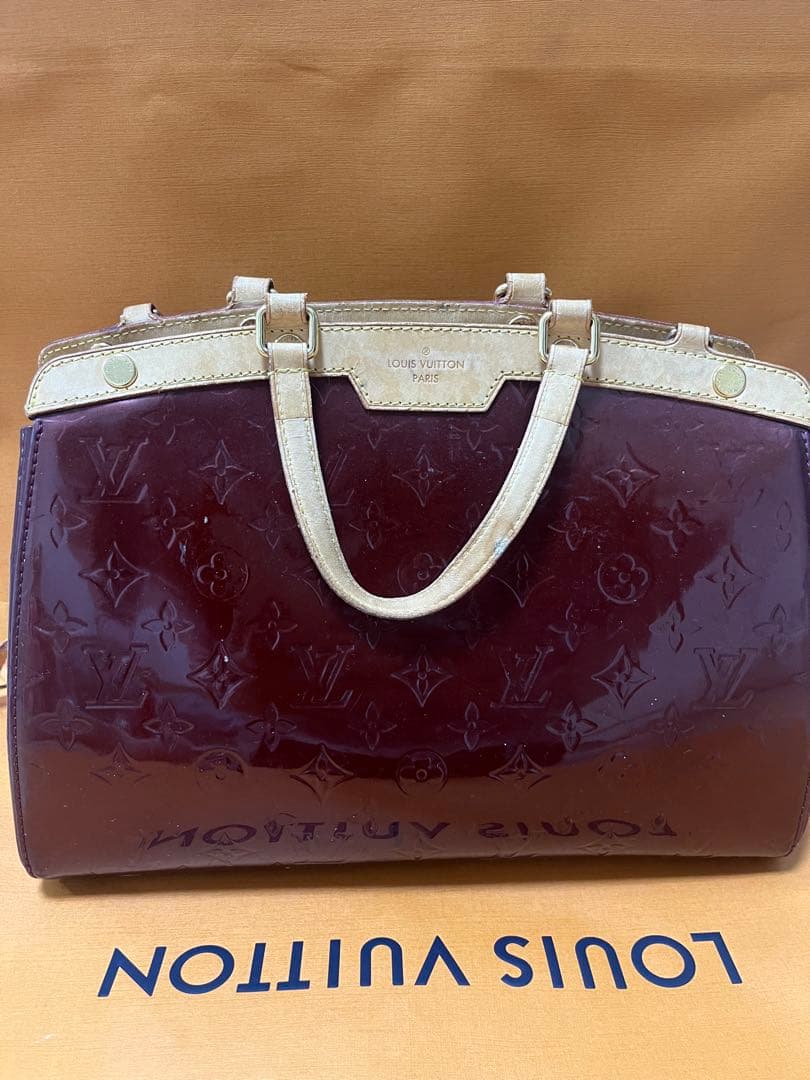 LOUIS VUITTON Bordeaux Patent Leather Embossed Monogram Handbag Mint #QY7J4U