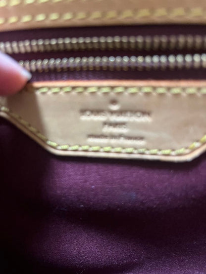 LOUIS VUITTON Bordeaux Patent Leather Embossed Monogram Handbag Mint #QY7J4U
