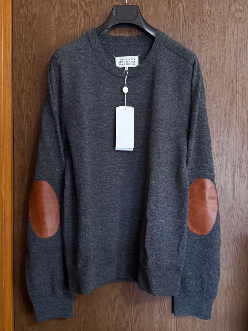 Maison Margiela elbow patch knit in grey and camel #QY01K5