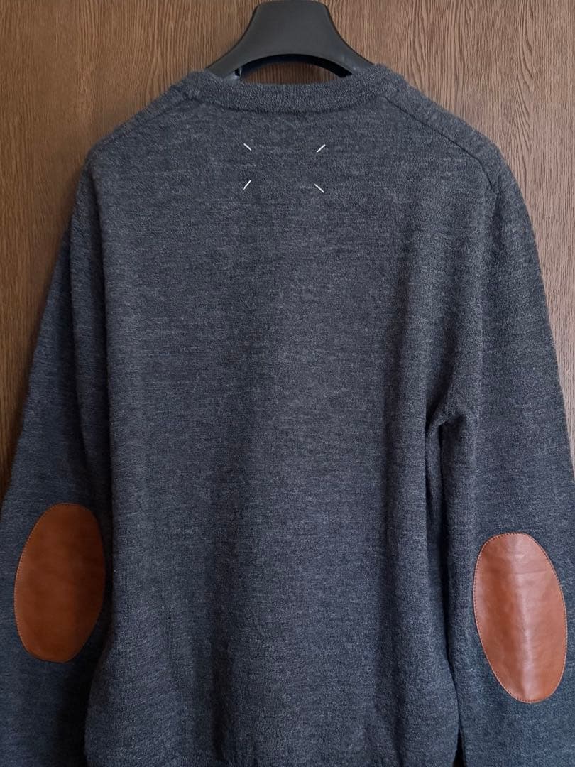 Maison Margiela elbow patch knit in grey and camel #QY01K5