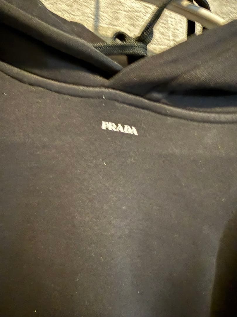 PRADA black hooded parka #QYIV63