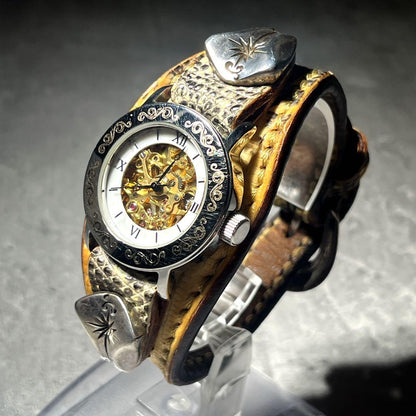 SAAD Model, Wrapped, Open Back Leather Belt Bracelet, Indian Style #QYD3G4