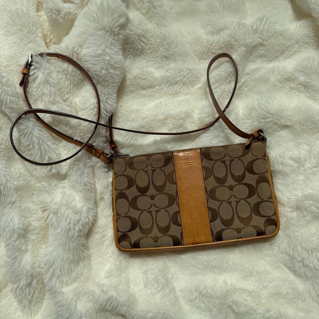 Old Coach Pattern Shoulder Body Bag Brown Leather Compact #QY9V5Y