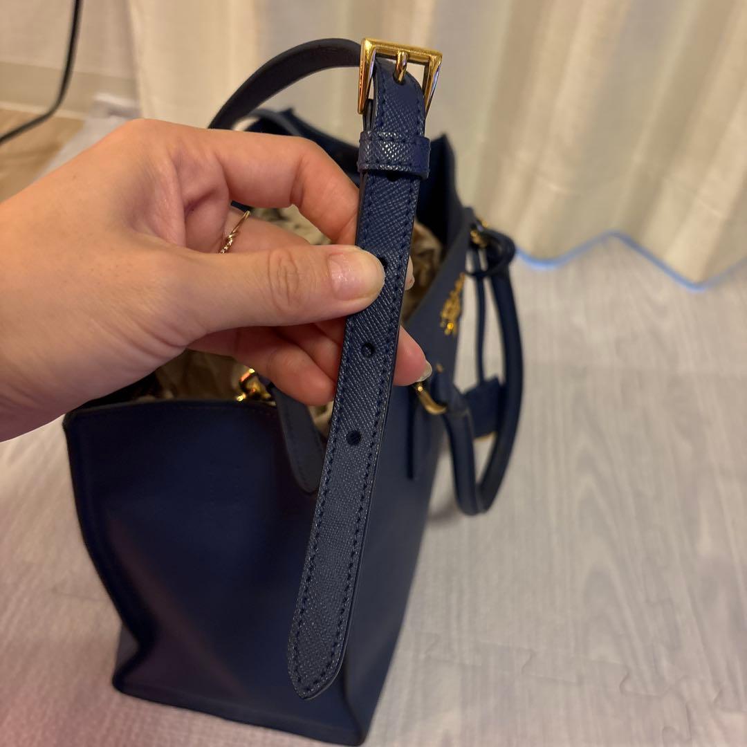LOUIS VUITTON Favourite PM Monogram Chain Clutch Bag #QY6OVP