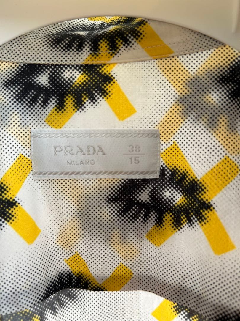 PRADA Prada shirt, all-over print, size 38, purchased directly from the #PG12VK