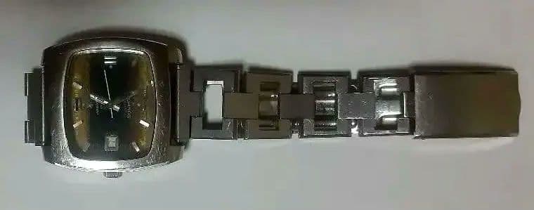 Vintage 1970s Technos wind-up watch #PF00F0