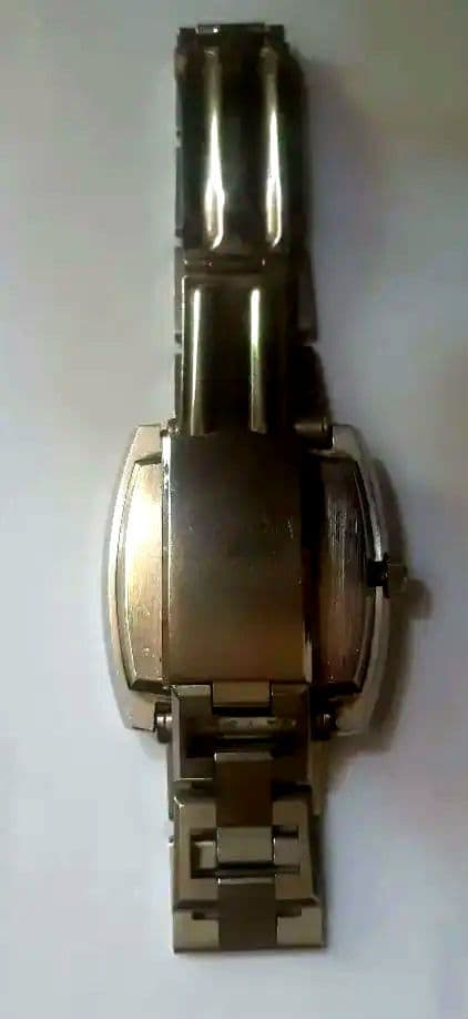 Vintage 1970s Technos wind-up watch #PF00F0